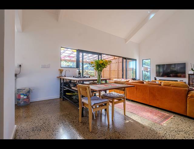 3 BEDROOM HOUSE FOR SALE IN FAIRVIEW ESTATES